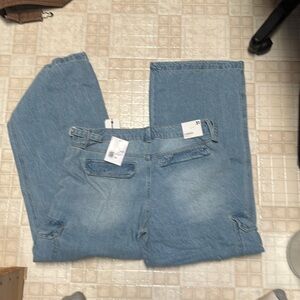 Brand new with tags forever 21 cargo pants jeans women’s